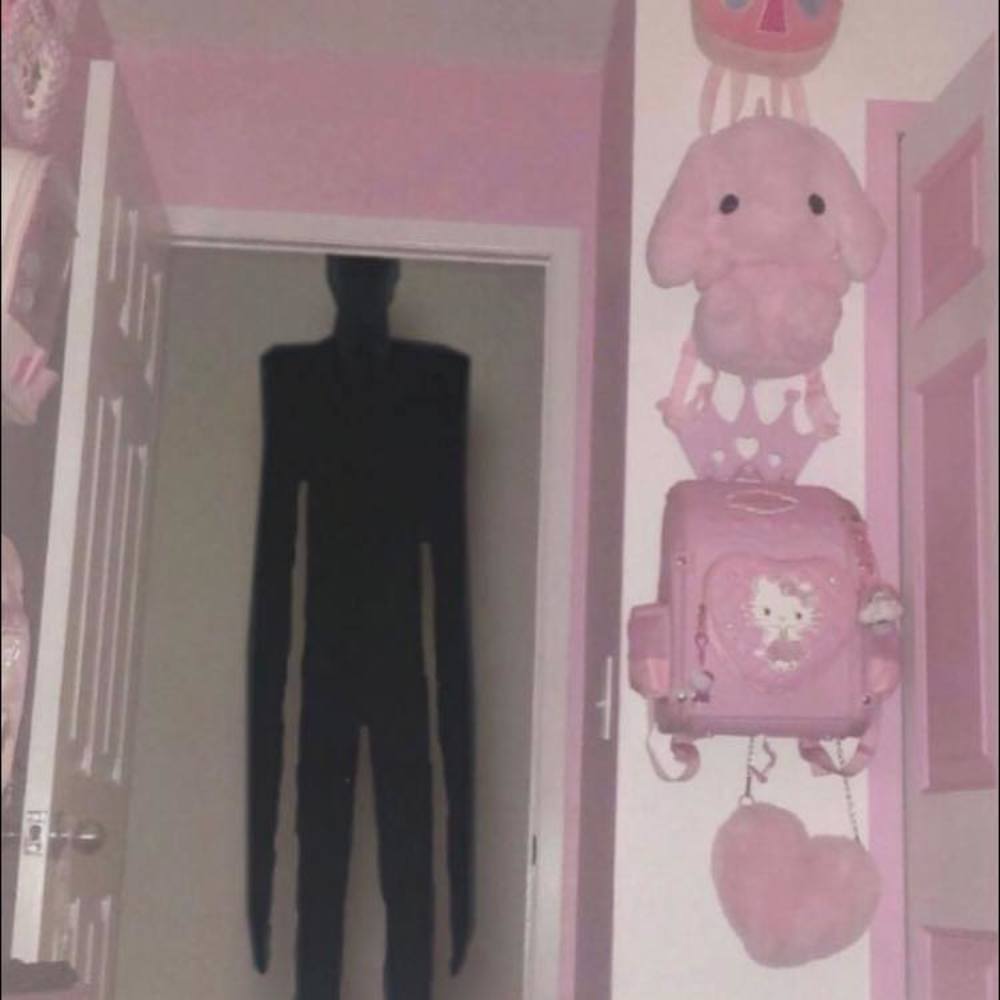 🎀🧸🛒🪞🗝️🔮💎